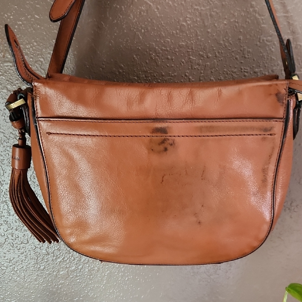LOW START Cole Haan Saddle Crossbody Bag in Tan Brown with Tassel - Picture 5 of 15